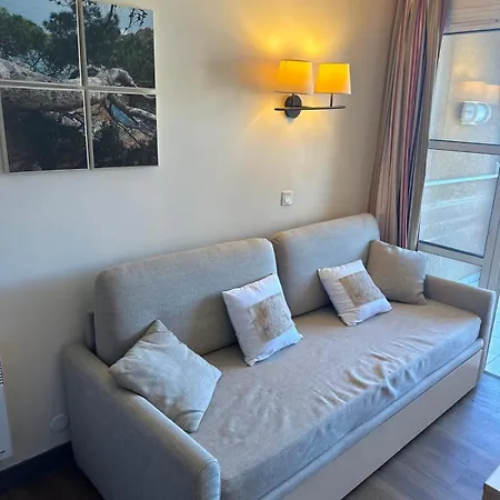 Cap Esterel 2 Pièces Climatisé Vue Et Piscines Réf E1 219 Сasa de vacaciones *